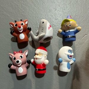Holiday Character Finger Puppets Set